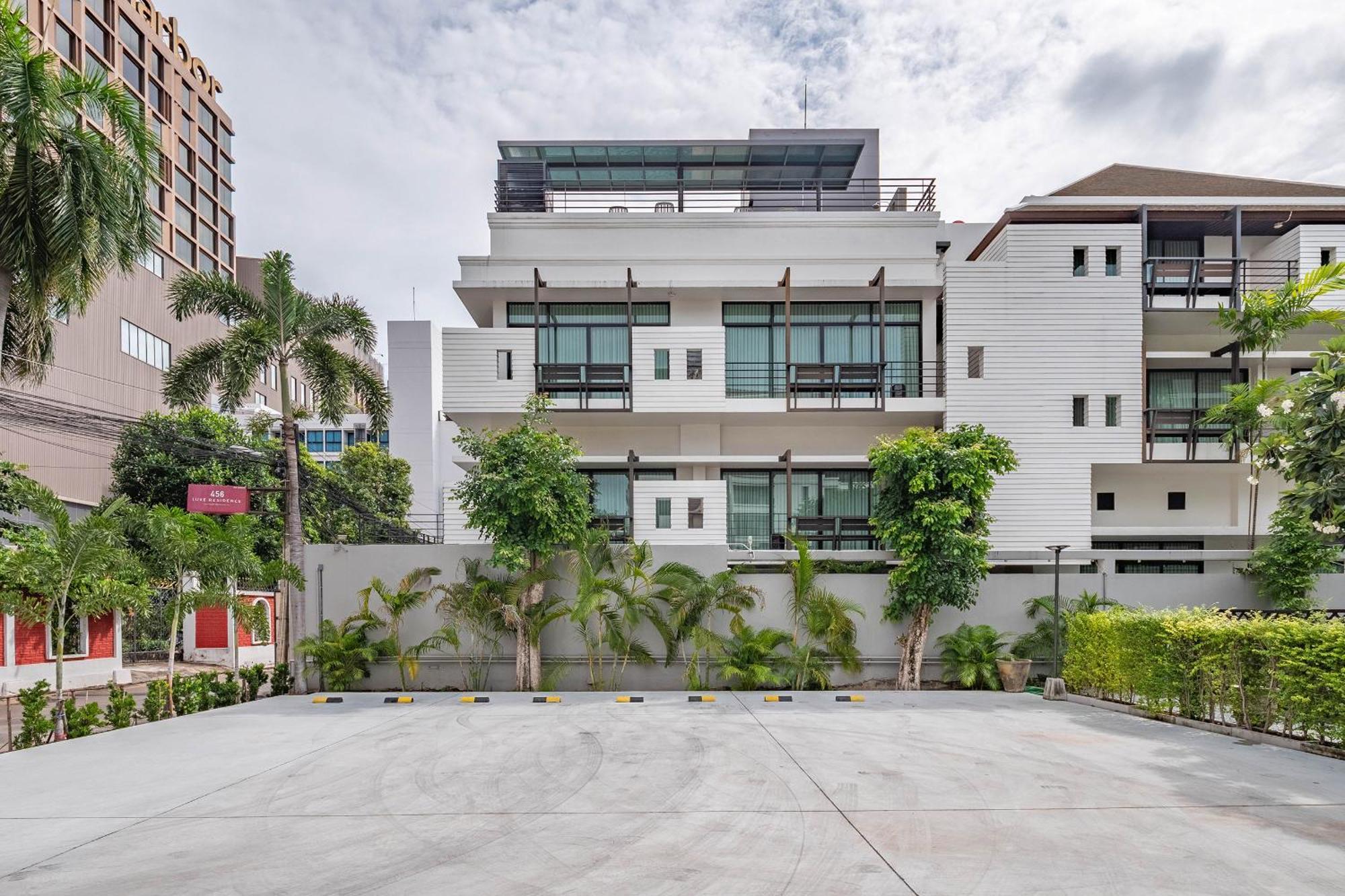 Luxe Residence Pattaya Exterior photo